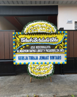 Papan Bunga Duka di Kemaraya