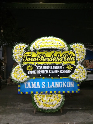 Papan Bunga Duka di Kemaraya